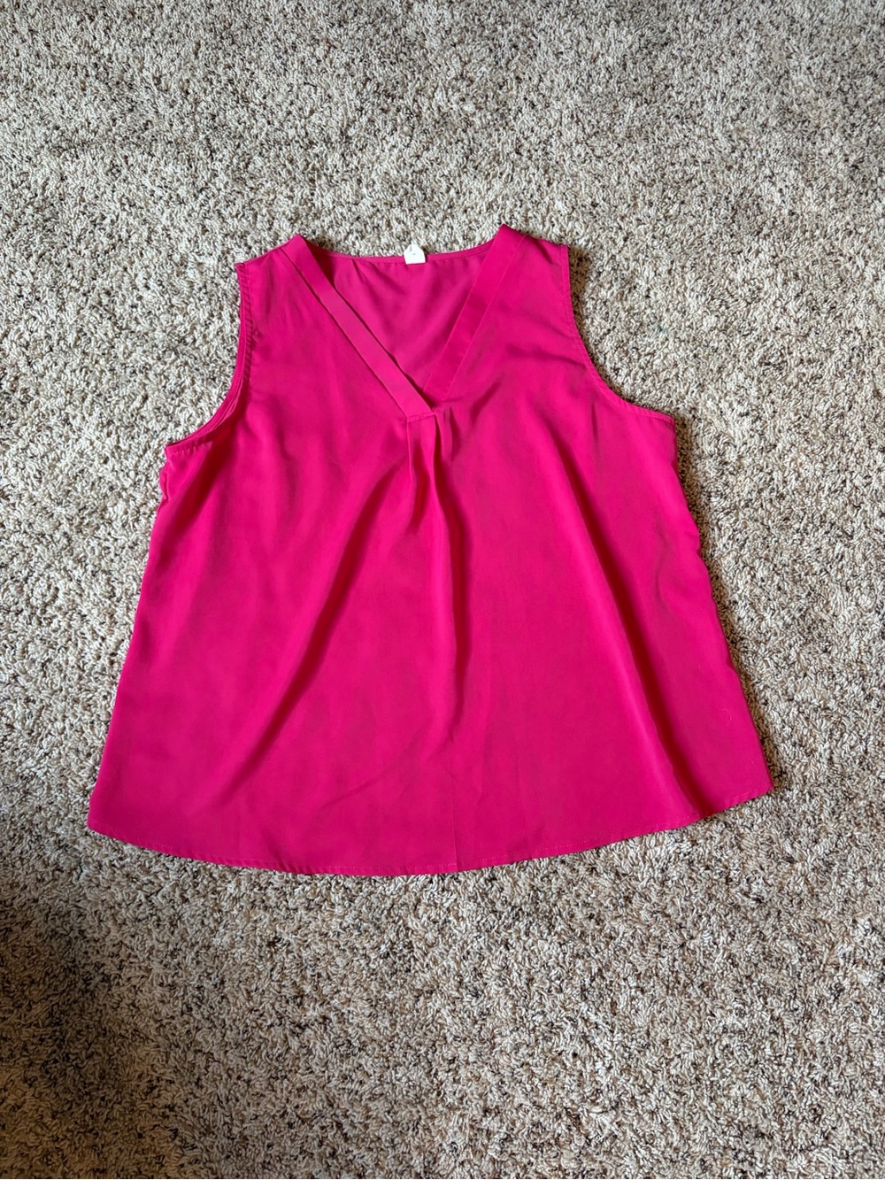 Sleeveless V-Neck Women's Top in Fuchsia Pink